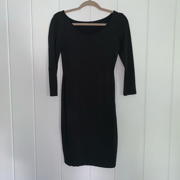 Women’s Crewneck 3/4 Sleeve Dress - Picture 2 of 3